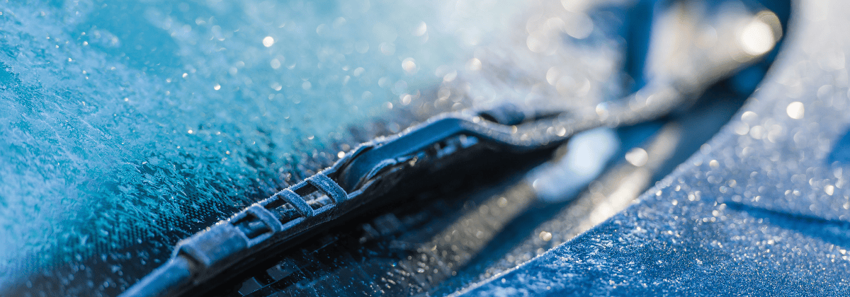 Ön Camın Buzunu Hızlı ve Güvenli Çözme Yöntemleri